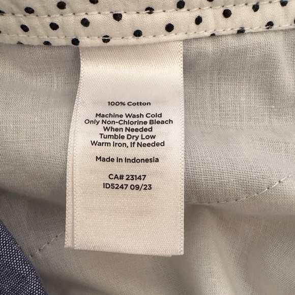 Talbots Petite Chambray Cropped Pants - Picture 4 of 6